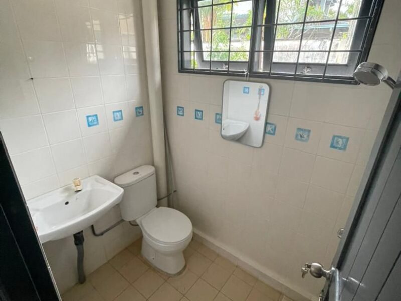 Room For Rent at Kenny Heights